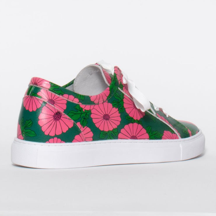 Minx Bandit Pink Lily Pad back. Size 45 women's sneakers