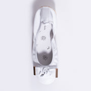 Django and Juliette Biddies White Shoe top. Size 42 womens shoes