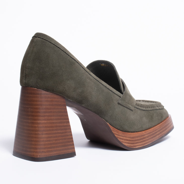 Tamara London Burdy Olive Suede Loafer Shoe back. Size 44 womens shoes