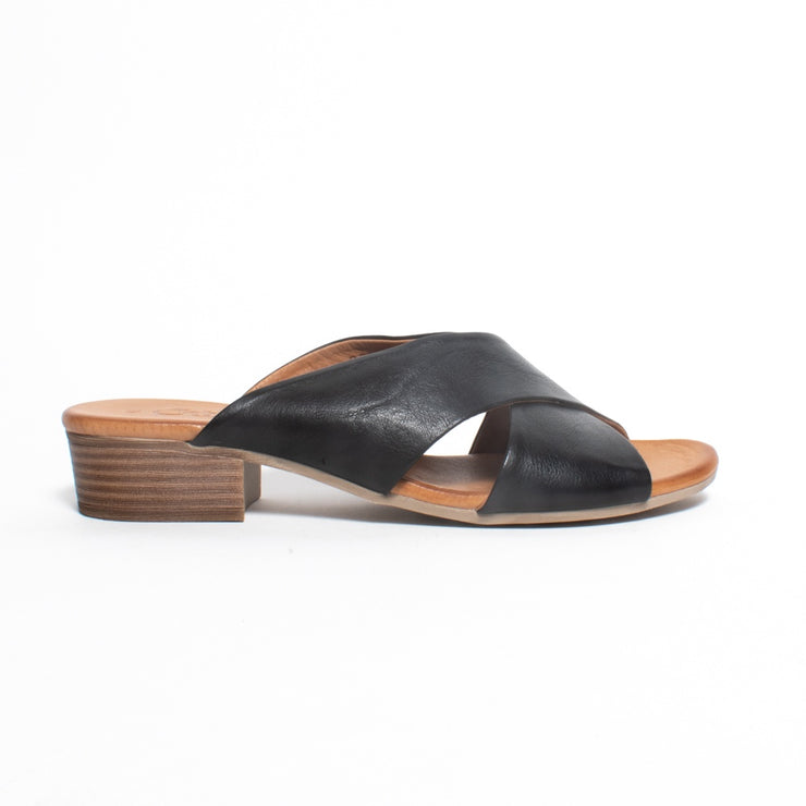 Cabello Deran Black Sandal side. Size 42 womens shoes