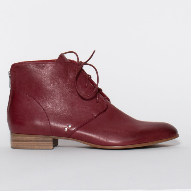 Django and Juliette Fedor Pinot Ankle Boot side. Size 45 women’s boots