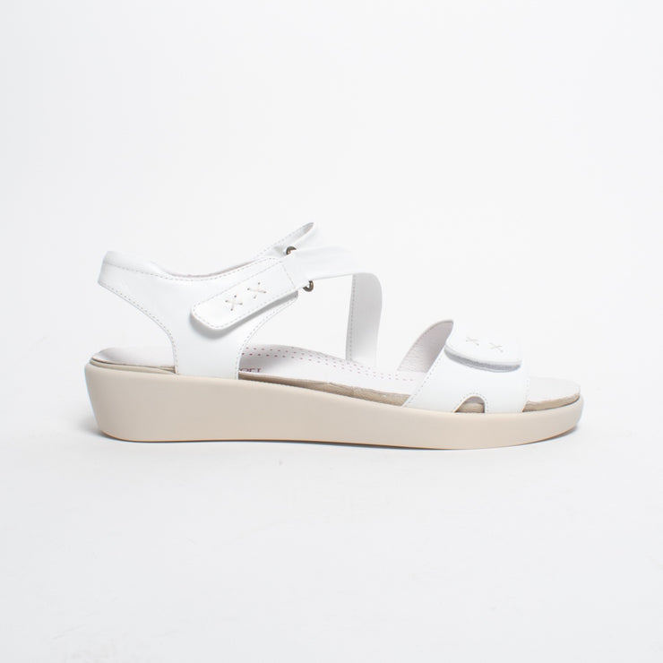 Pure Comfort Hena White Sandal side. Size 42 womens shoes