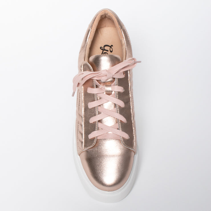 Gelato Hendrix Rose Gold Sneaker top. Womens size 45 shoes
