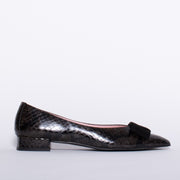 Dansi Henio Black Snake Print Shoe side. Size 42 womens shoes