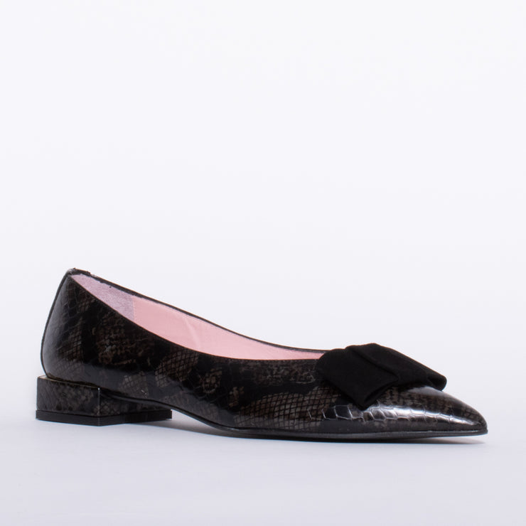 Dansi Henio Black Snake Print Shoe front. Size 43 womens shoes
