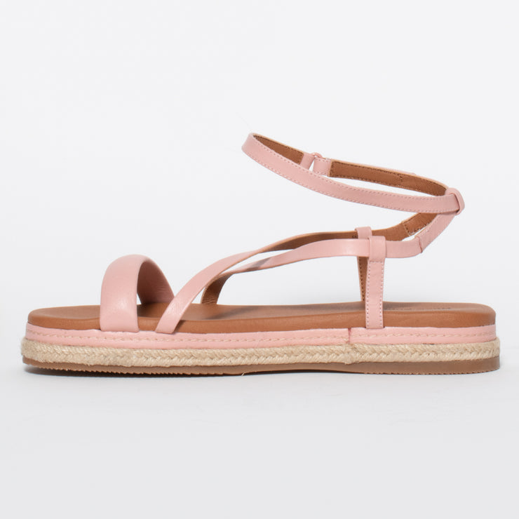 Hush Puppies Kasos Pale Rose Sandal inside. Size 13 womens shoes