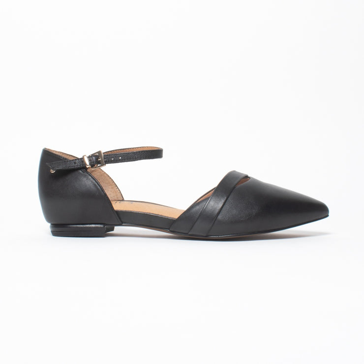 Frankie4 Kirsty Black Shoe side. Size 10 womens shoes