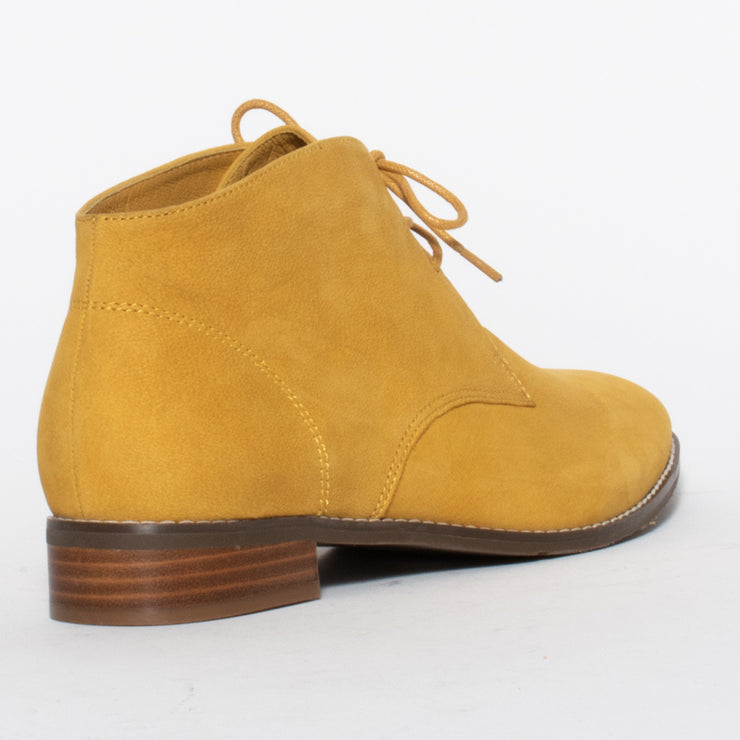 CBD Logger Yellow Ankle Boot back. Size 44 women’s boots
