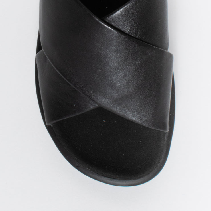 Cassini Martina Black Black Sole Sandal toe. Size 43 womens shoes