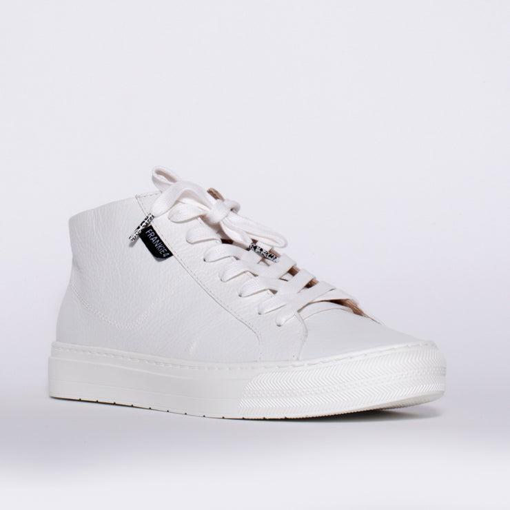 Frankie4 Mila White Tumbled Sneaker front. Size 11 womens shoes