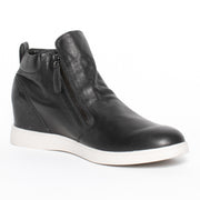 Milford Black front. Size 11 women's boots 