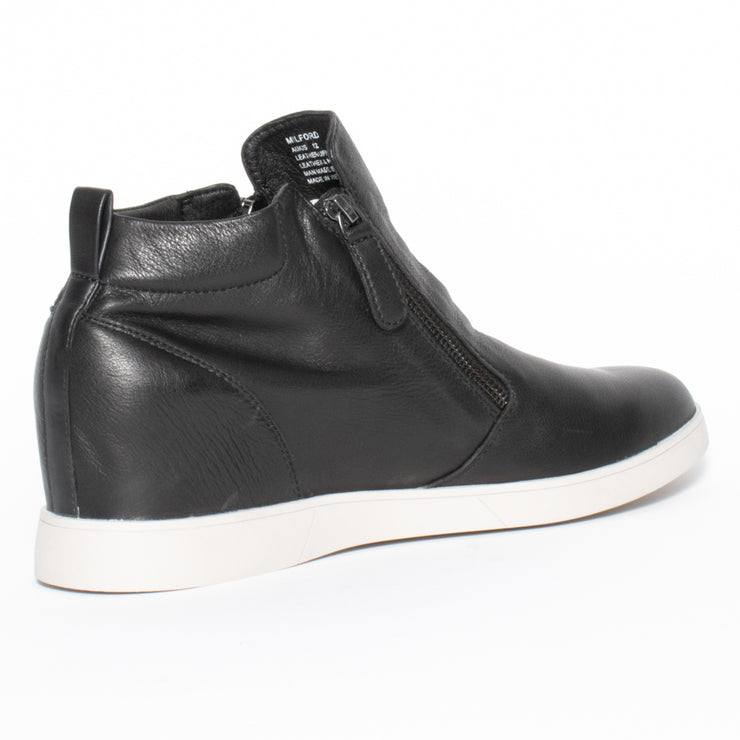 Milford Black back. Size 12 women's boots