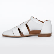 Hush Puppies Mindil White inside. Size 13 women's low shoe