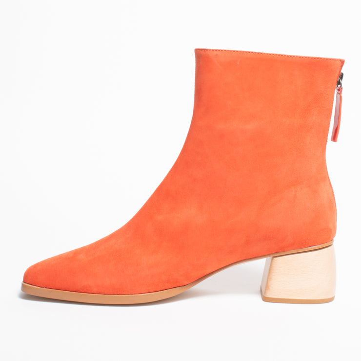 Bresley Perth Orange Suede Ankle Boot inside. Size 45 womens shoes