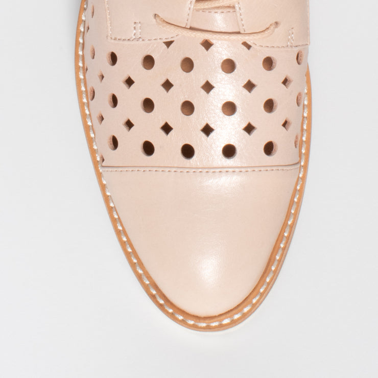 Bresley Pheobe Powder Shoe toe. Size 42 womens shoes