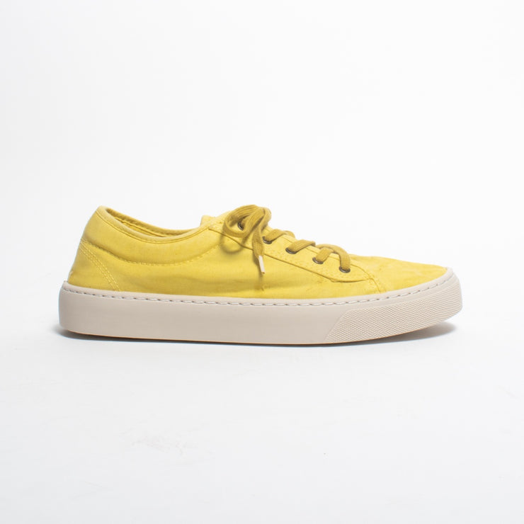 Potomac Portafino Amarillo Sneaker side. Size 42 womens shoes