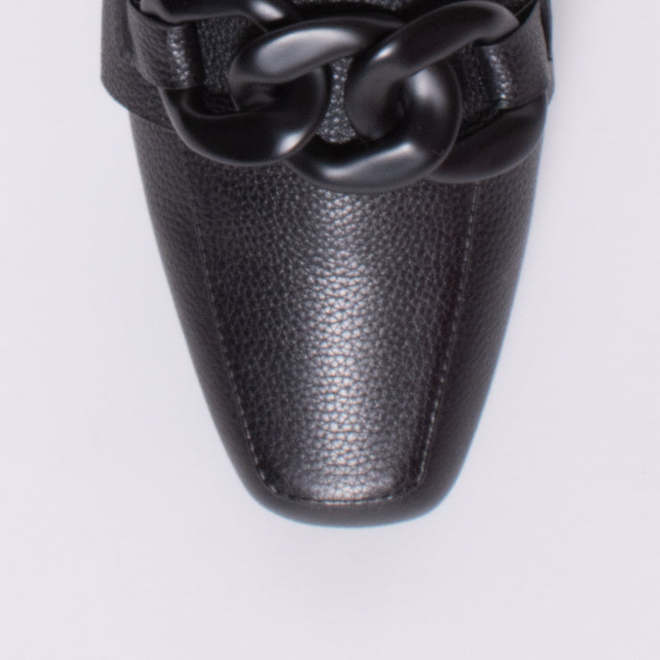Hush Puppies Sevilla Black Leather Shoe toe. Size 11 womens shoes