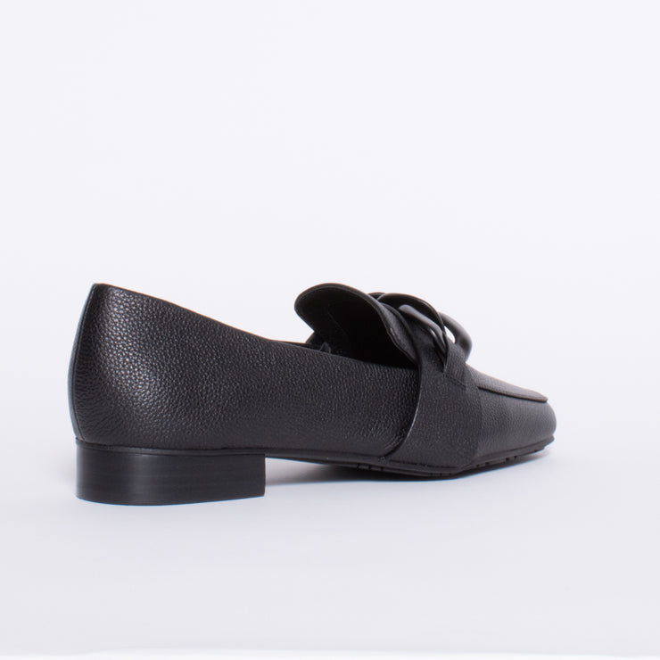 Hush Puppies Sevilla Black Leather Shoe back. Size 12 womens shoes