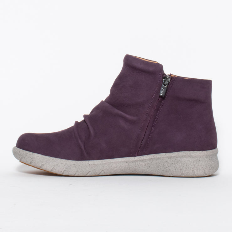 Ziera Shayne Purple Ankle Boot inside. Size 42 women’s boots
