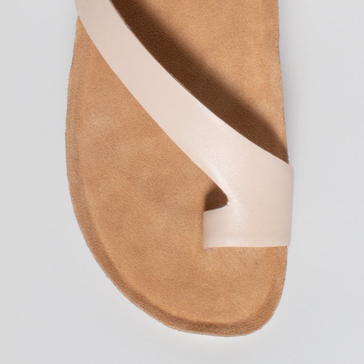 Frankie4 Blossom Sandal toe. Size 10 womens shoes