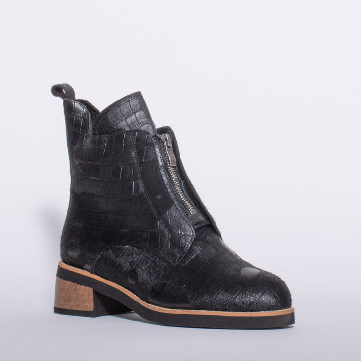 Bresley Sting Black Mottle Ankle Boot front. Size 43 womens shoes