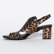 Bresley Sweeper Gold Leopard Print Sandal inside. Size 45 womens shoes