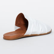 Rilassare Tacker White Sandal back. Size 44 womens shoes