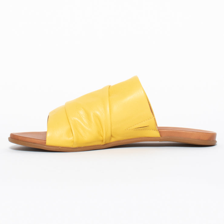 Rilassare Tacker Yellow Sandal inside. Size 45 womens shoes