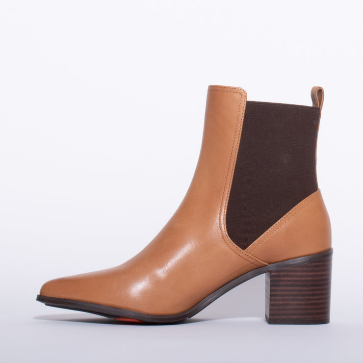 Hush Puppies Vala Tan Ankle Boot inside. Size 13 womens shoes