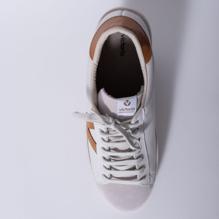 Victoria Valora Tan Sneaker top. Size 42 womens shoes