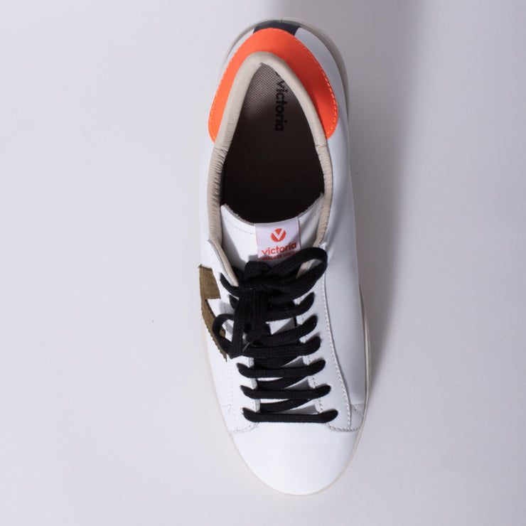 Victoria Valdez Naranja Sneaker top. Size 42 womens shoes