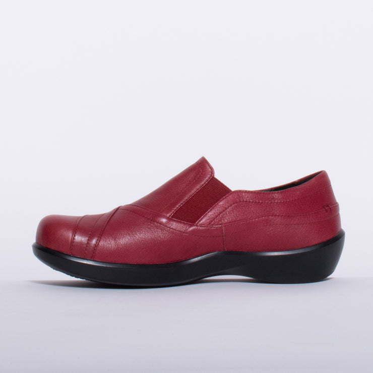 Pure Comfort Walop Wine Shoe inside. Size 45 womens shoes 