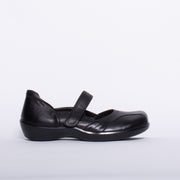 Pure Comfort Wanted Black Shoe side. Size 42 womens shoes