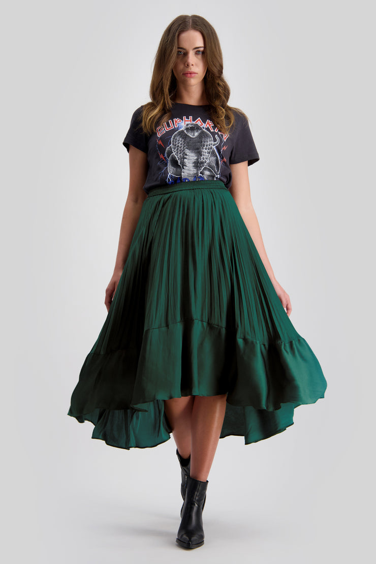 Model in Westbay Skirt Amazon for tall women. Clothes for tall women