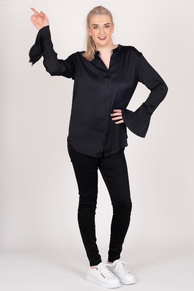 Tall model wearing Paloma Shirt Black Satin, front
