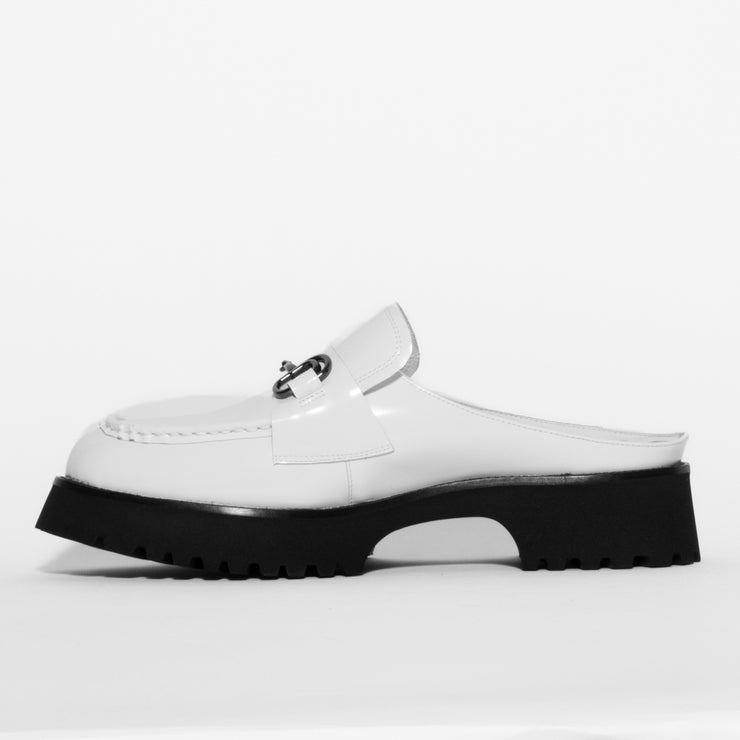 Minx Half Bite White Hi Shine Mule Shoe inside. Size 46 womens shoes